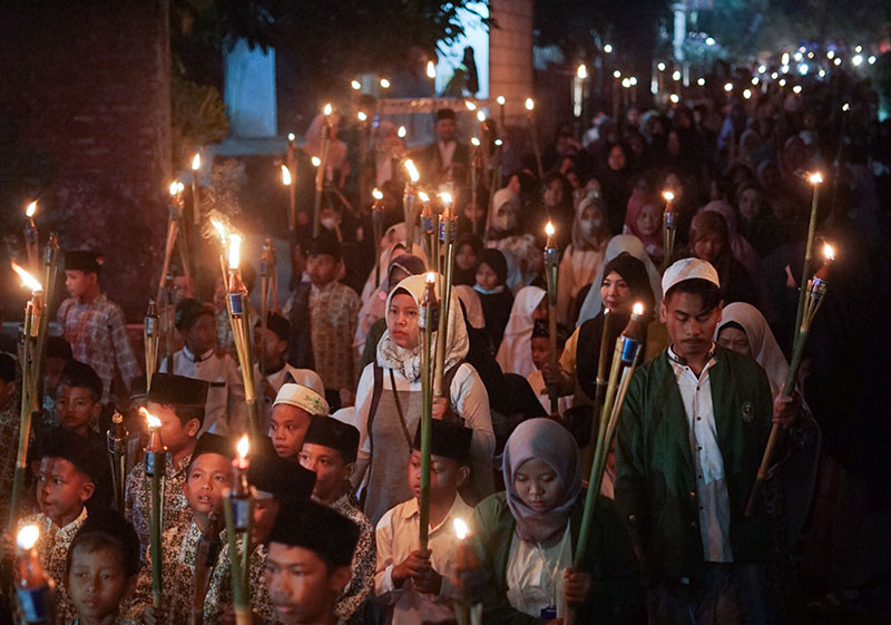 Ratusan Warga Wanayasa Turun ke Jalan, Pawai Obor Peringati Tahun Baru Islam 1444 Hijriyah