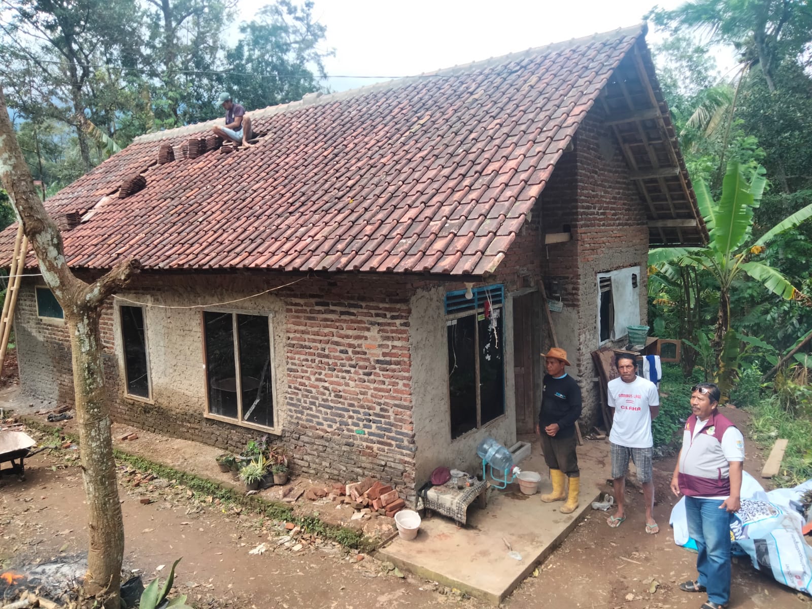 Pemdes Paniis Renovasi Rumah Warga Korban Bencana Alam, Kades Raski: Kami Bangun dari Anggaran Desa