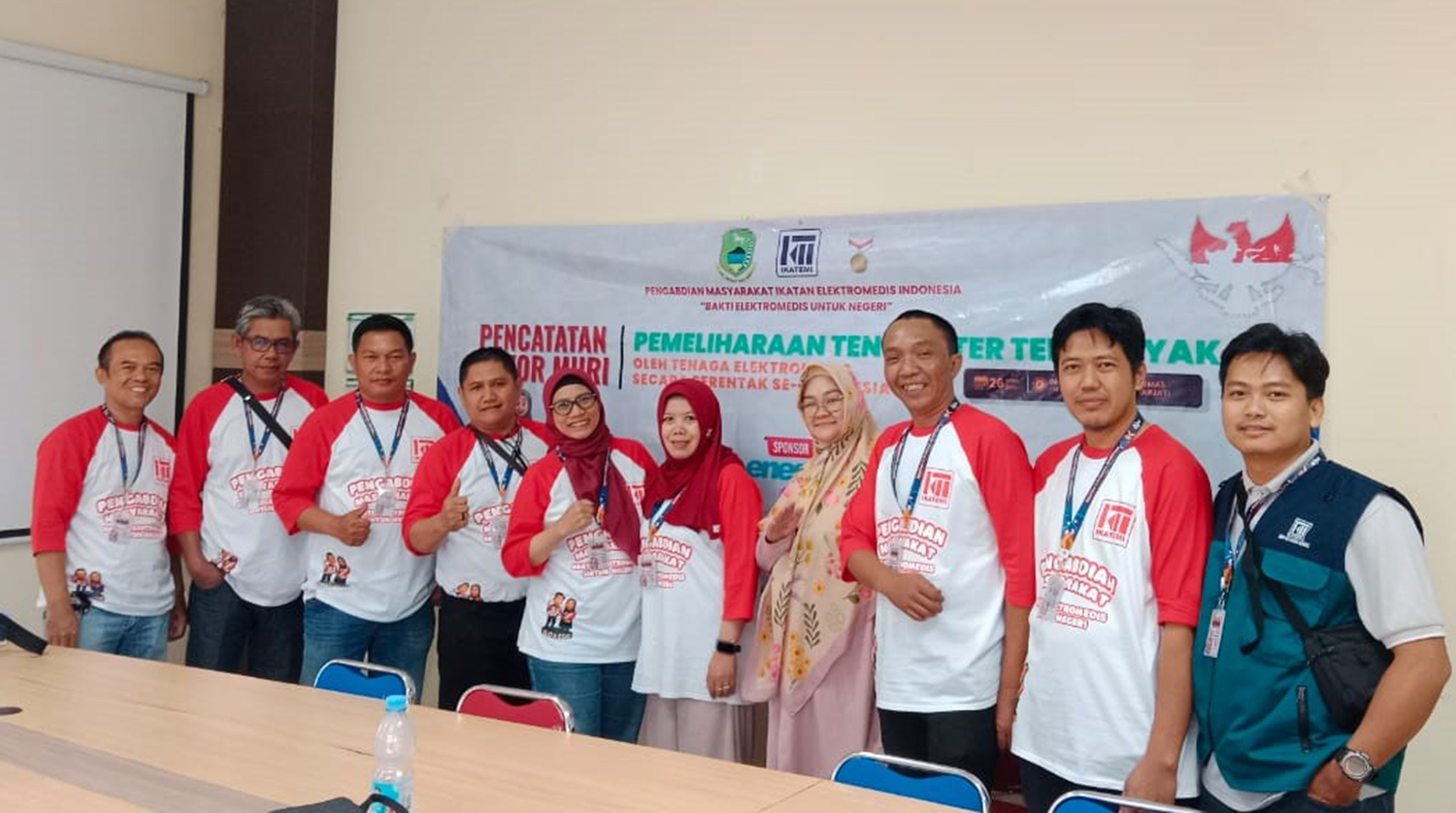 Aksi Tensimeter Serentak Raih Rekor MURI, Kuningan Sumbang dari Puskesmas