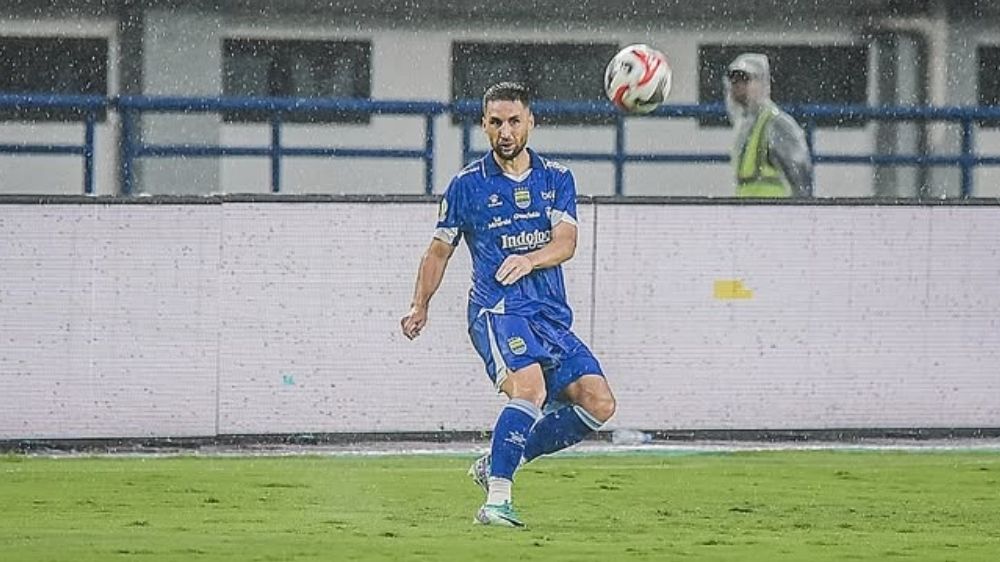 Gara-gara Pelanggaran Keras, Luciano Guaycochea Harus Absen Dua Laga dan Bayar Denda Rp10 Juta