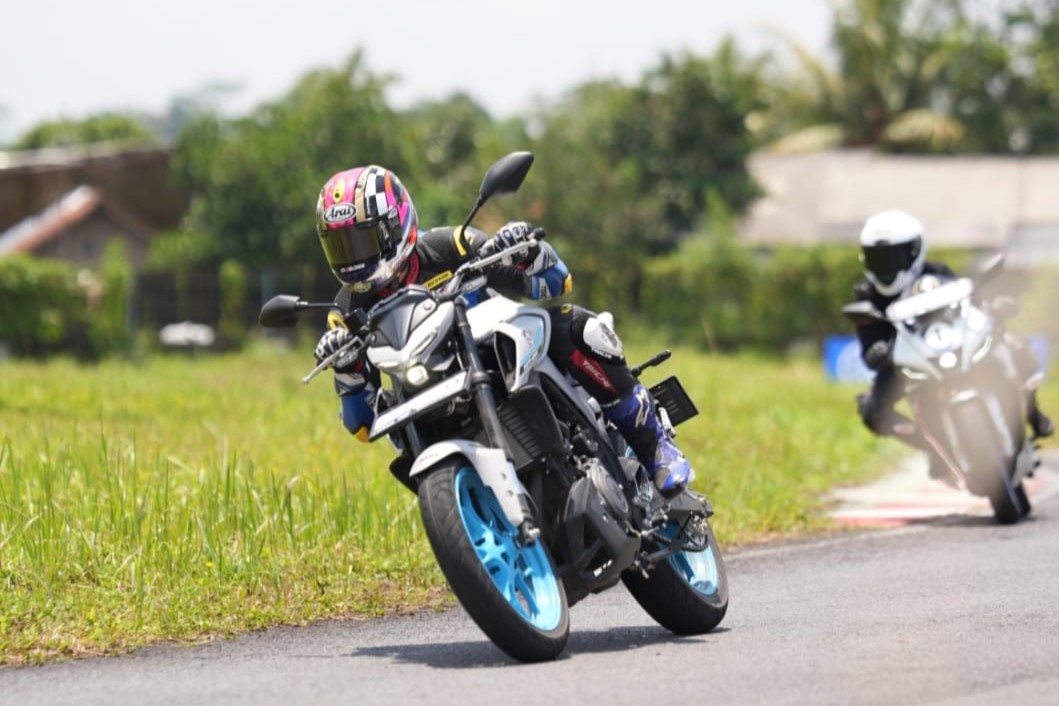 BLU CRU Experience Day Hadir kembali,Ngumpul Bareng, Asah Knowledge dan Skill Safety Riding Bersama M.Faerozi