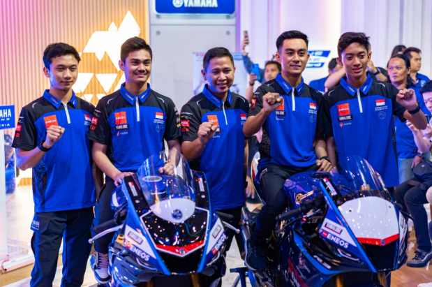 ﻿Seru dan Meriah, Meet & Greet Tim Yamaha Racing Indonesia di IIMS