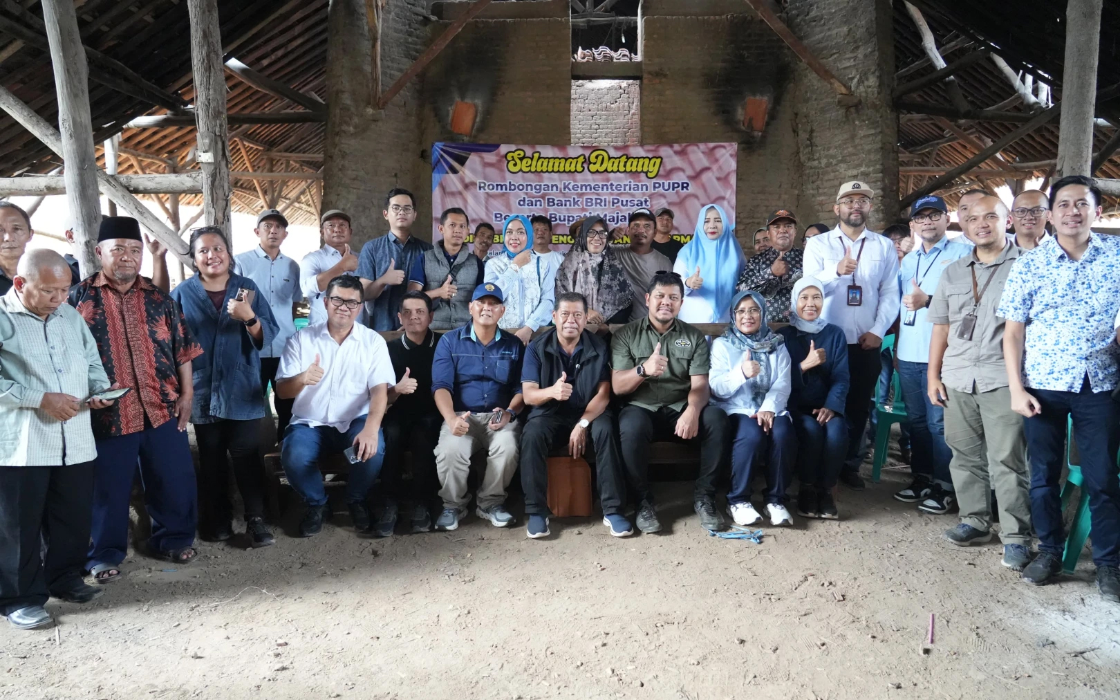 Pengrajin Genteng Jatiwangi Jadi Pemasok Perumahan Pemerintah?