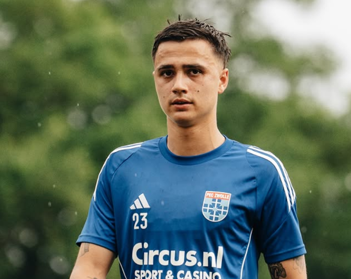 Eliano Reijnders Akhirnya Merapat ke Persib! Gelandang Belanda Resmi Dipinjam dari PEC Zwolle