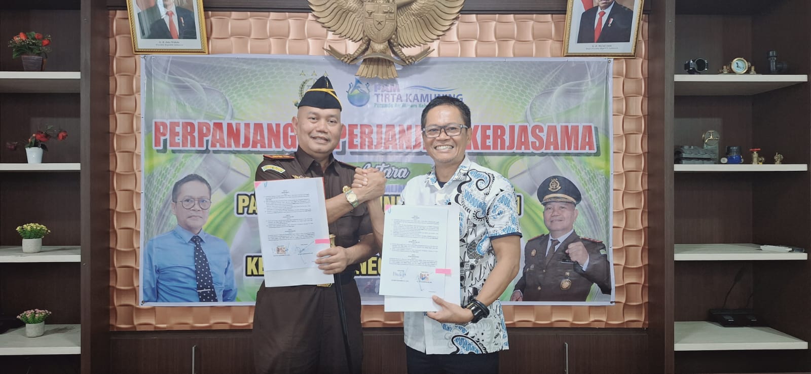 Kejaksaan Negeri Kuningan-PAM Tirta Kamuning Teken Kerjasama, Kembangkan Pelayanan untuk Masyarakat