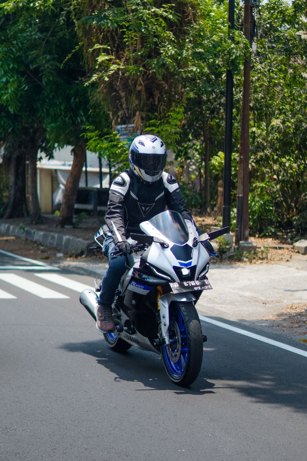 All New R15 Connected Series Makin Diminati Gen Z, Ikut bLU cRU Riding Experience Tambah Pengalaman Berkendara