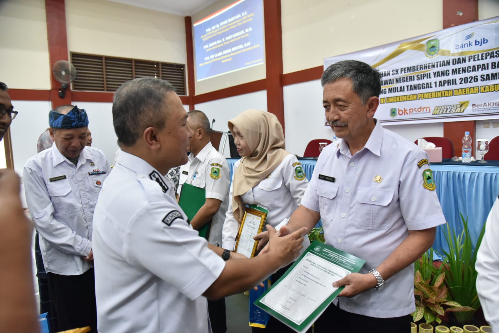 Masuki Purna Bakti, Bupati Kuningan Ajak ASN Tetap Produktif