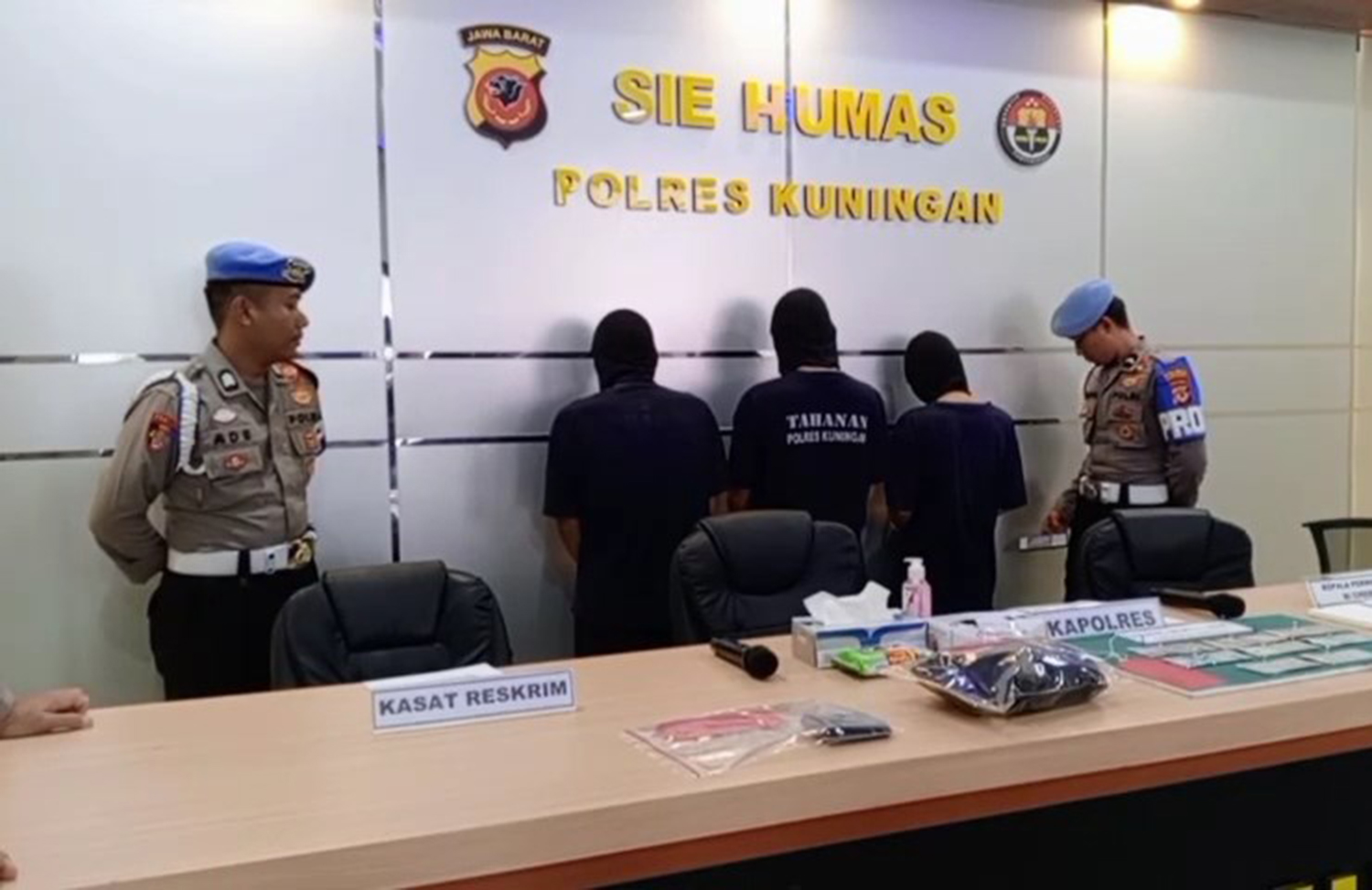 Keseharian Oknum ASN yang Terlibat Peredaran Uang Palsu di Kuningan