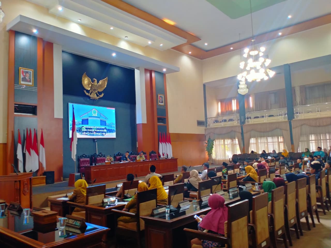 Banyak SMP di Kuningan Tidak Akui Ijazah Madrasah Diniyah, Guru Ngaji Mengadu 