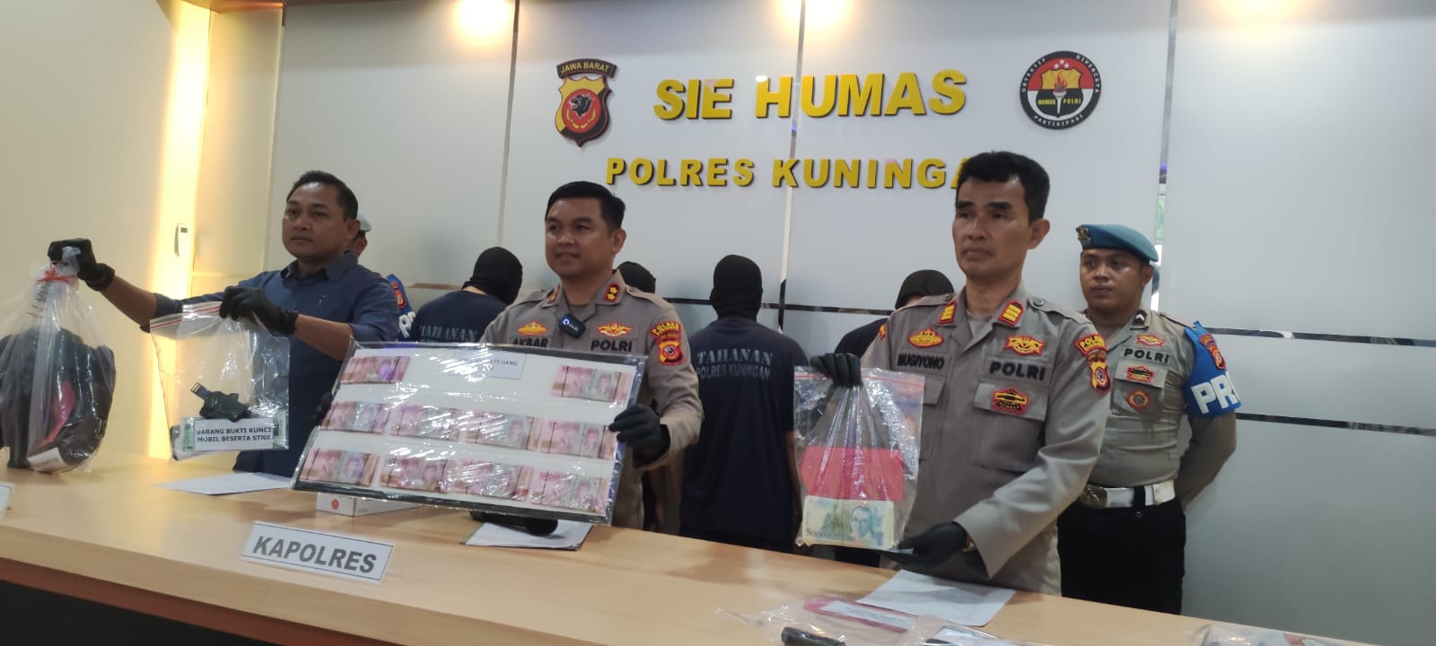Polres Kuningan Bongkar Peredaran Uang Palsu Miliaran Rupiah, Empat Tersangka Diamankan