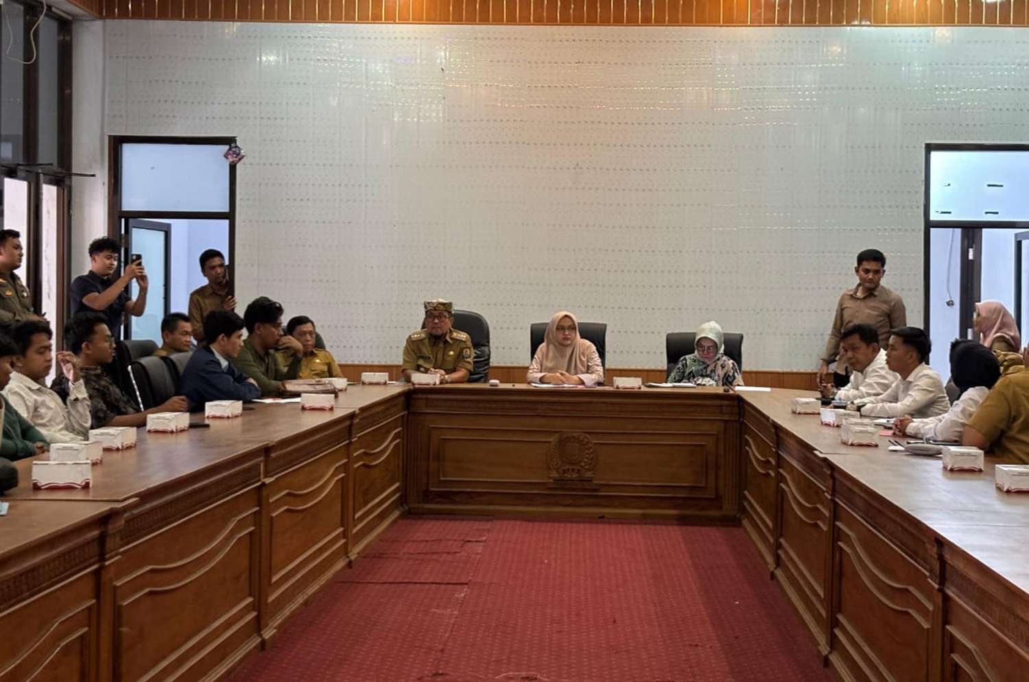 Kasus Pengrusakan Gedung DPRD Kabupaten Cirebon Sepakat Jalur Restorative Justice