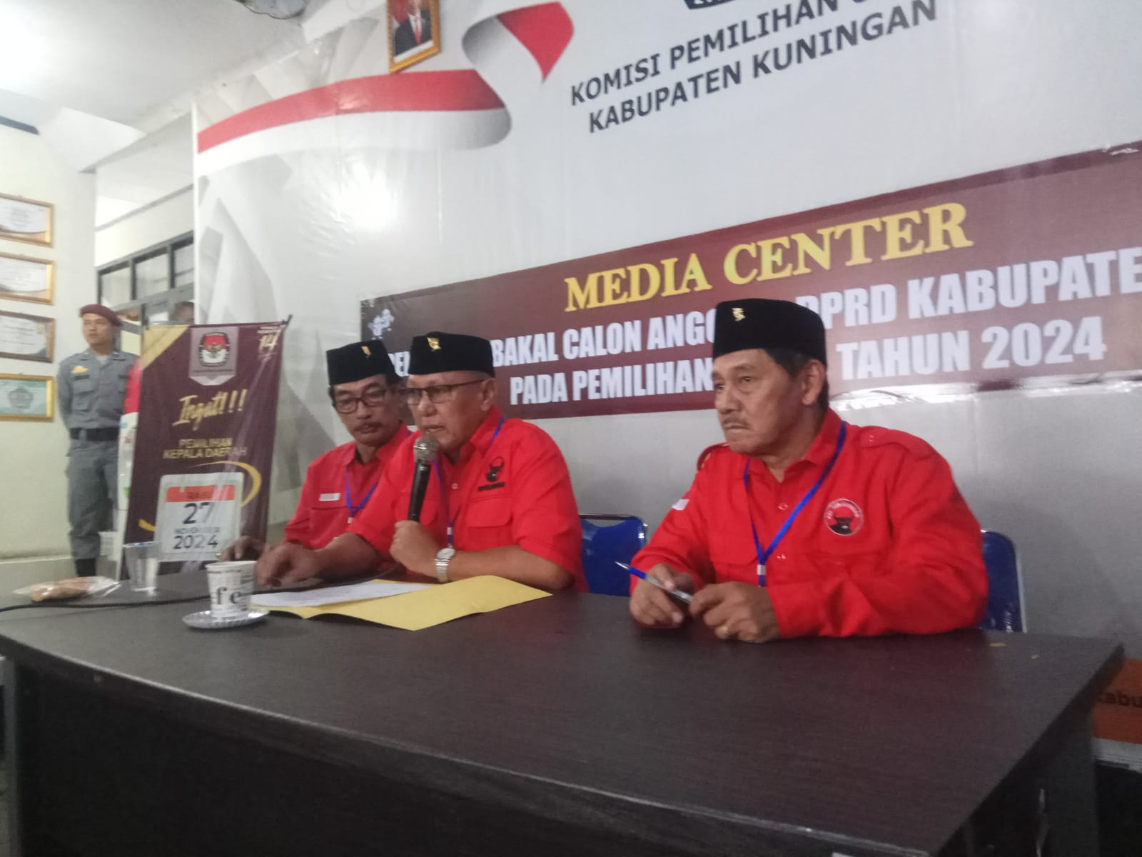 Dipimpin Acep Purnama, PDI Perjuangan Daftarkan 50 Nama Bacaleg untuk DPRD Kuningan