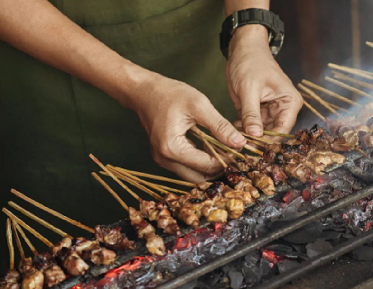 Catat! Daftar 5 Warung Sate Paling Enak di Kuningan Jawa Barat, dari Legendaris Hingga Punya Rating Tinggi