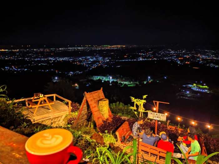 5 Tempat Ngopi di Palutungan Kuningan, Rasakan Sensasi Ngopi Di Ketinggian dengan Suasana yang Cozy 