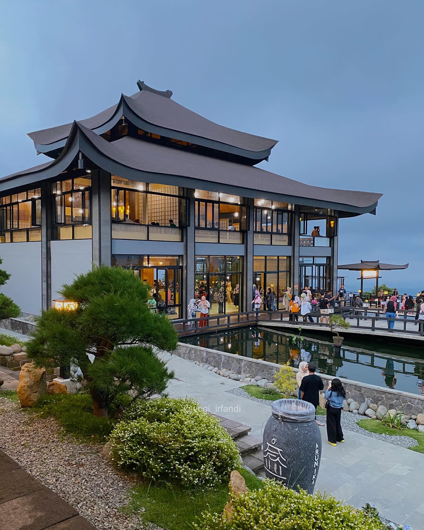 Joglo Arunika, Spot Baru di Arunika Eatery Jadi Wisata Viral di Kuningan, Bikin Vibes Ala Jepang Makin Kental 