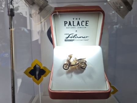 Pertama di Indonesia, Kolaborasi Yamaha Grand Filano dan The Palace Jeweler Hasilkan Pendant Eksklusif