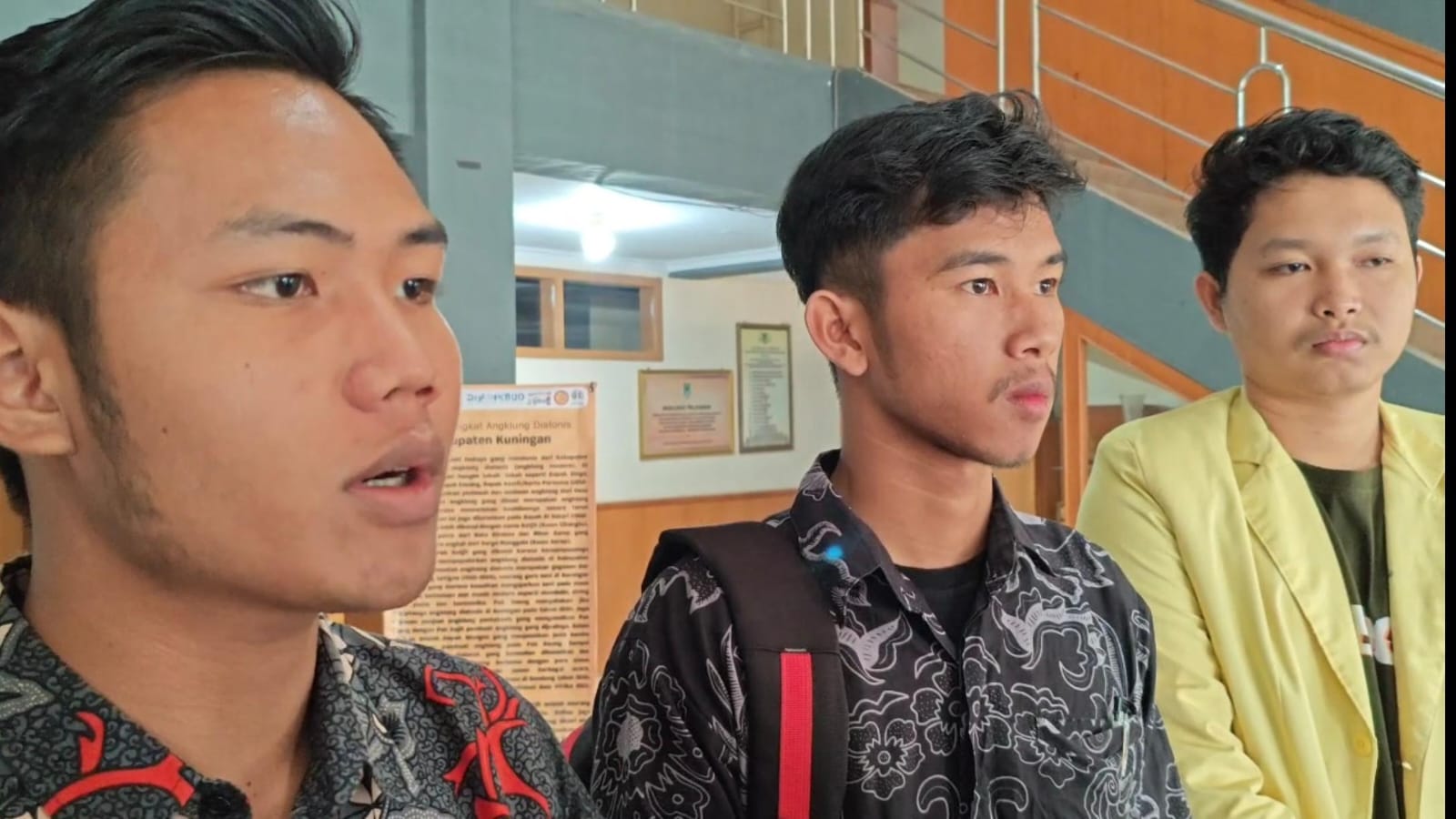 Tak Puas Audiensi, Mahasiswa Kuningan Desak DPRD Gunakan Hak Angket Tangani Kebijakan Bermasalah