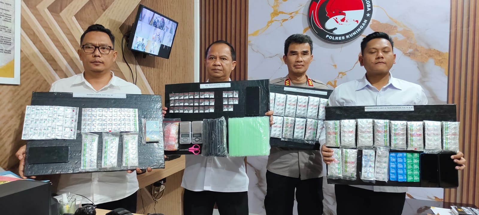 Polres Kuningan Bongkar 4 Kasus Narkoba Februari 2026, Lima Tersangka Diamankan