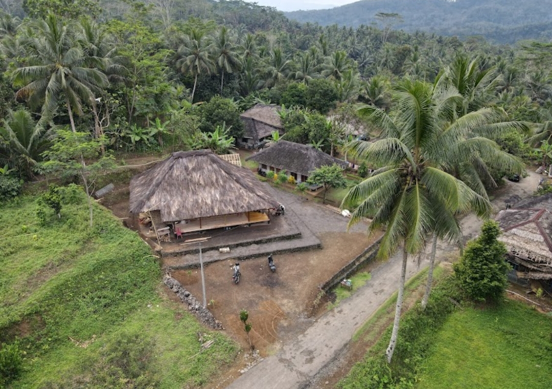 Kampung '1000 Pamali', Lokasinya Terpencil di Lembah Curam Sedalam 75 Meter, Dikelilingi Tebing Tinggi