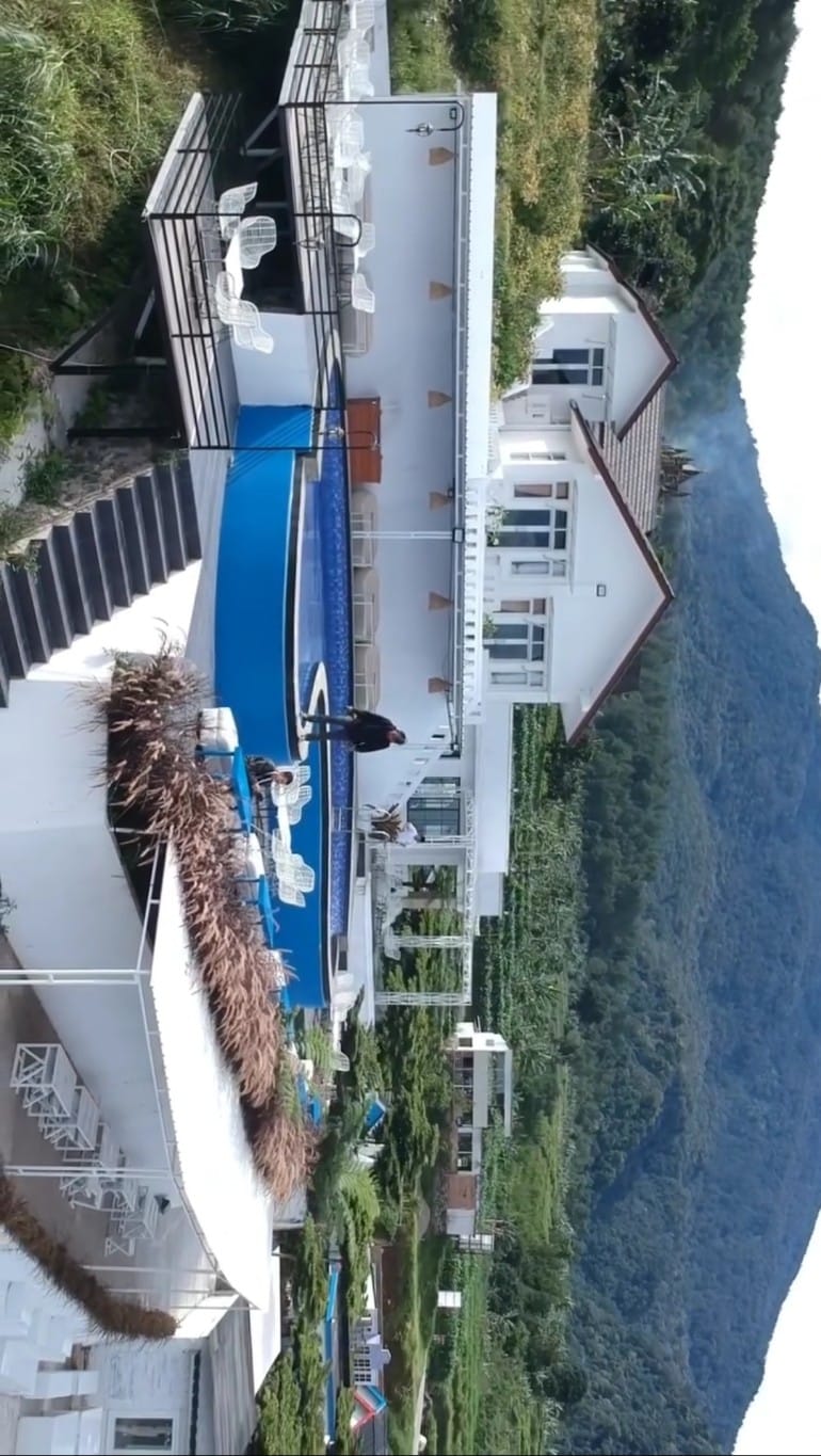 Sarae Land View and Villa: Villa Estetik di Palutungan Kuningan, Syahdunya Bermalam di Kaki Gunung Ciremai