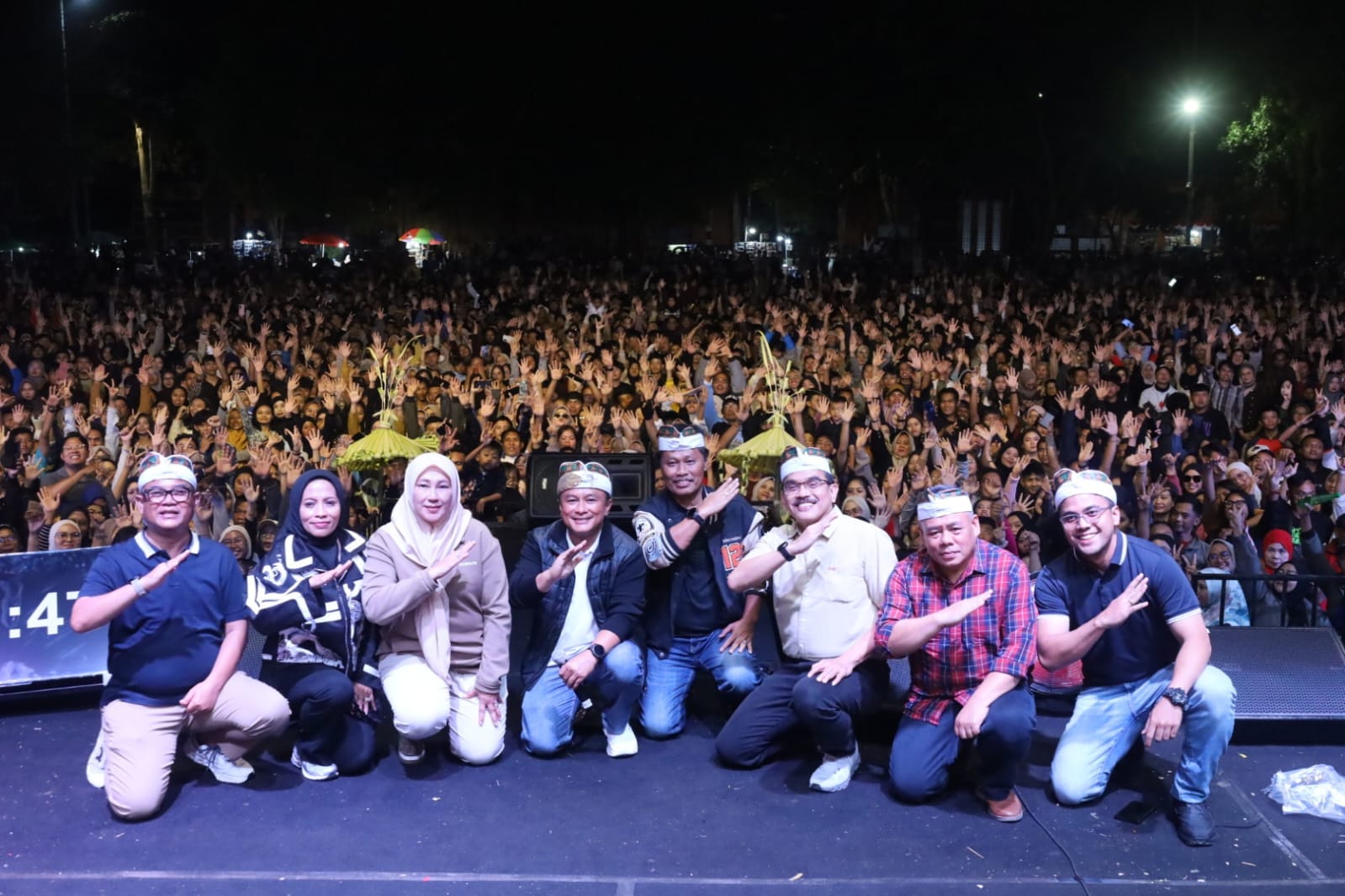Hiburan Rakyat Kuningan Dipadati Ribuan Warga, Wabup Minta Doa untuk Bupati