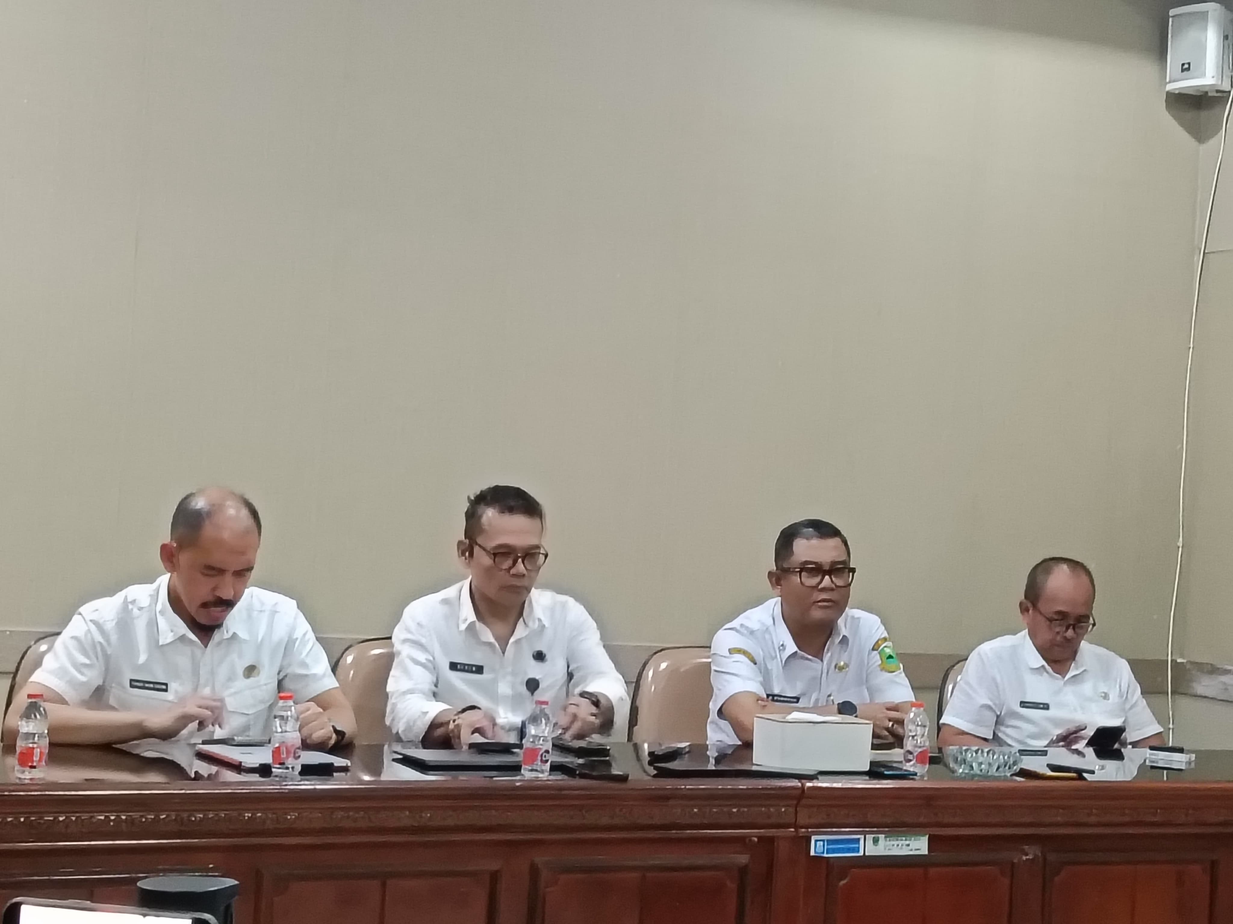 Menjinakkan Bom Waktu Fiskal Kuningan: Kiprah Kepala BPKAD yang Dipercaya Menata Ulang APBD