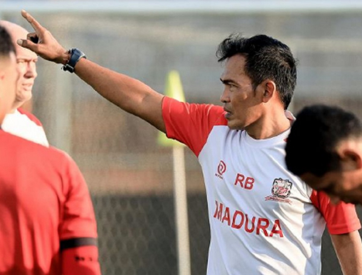 Mengalami Kekalahan Telak dari Persib Bandung di Leg Pertama, Madura United Belum Mau Menyerah