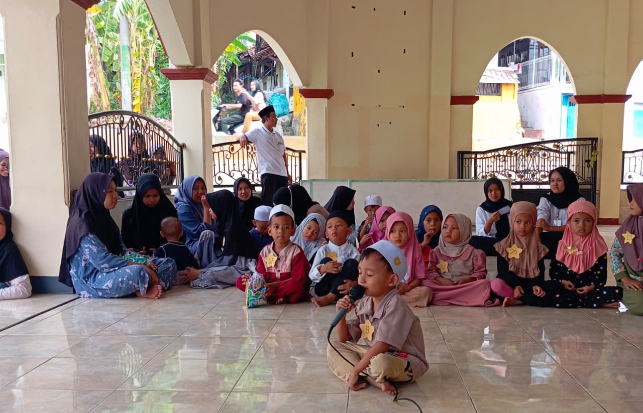Dari Hafalan hingga Adzan, Semangat Anak-anak Buniaga Rayakan Maulid Nabi