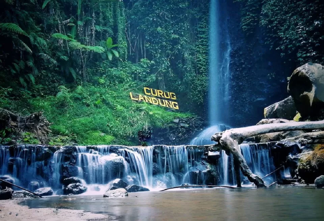 Curug Landung Palutungan, Jadi Salah Satu Rekomendasi Curug Di Kabupaten Kuningan Yang Harus Kamu Kunjungi!