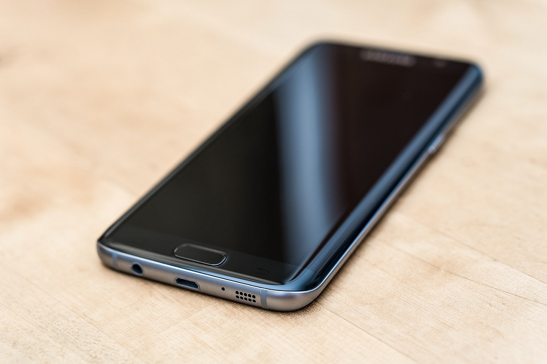 Hp Samsung 1 Jutaan Ini Masih Sangat Kompatibel Digunakan! Cek Spesifikasinya Disini