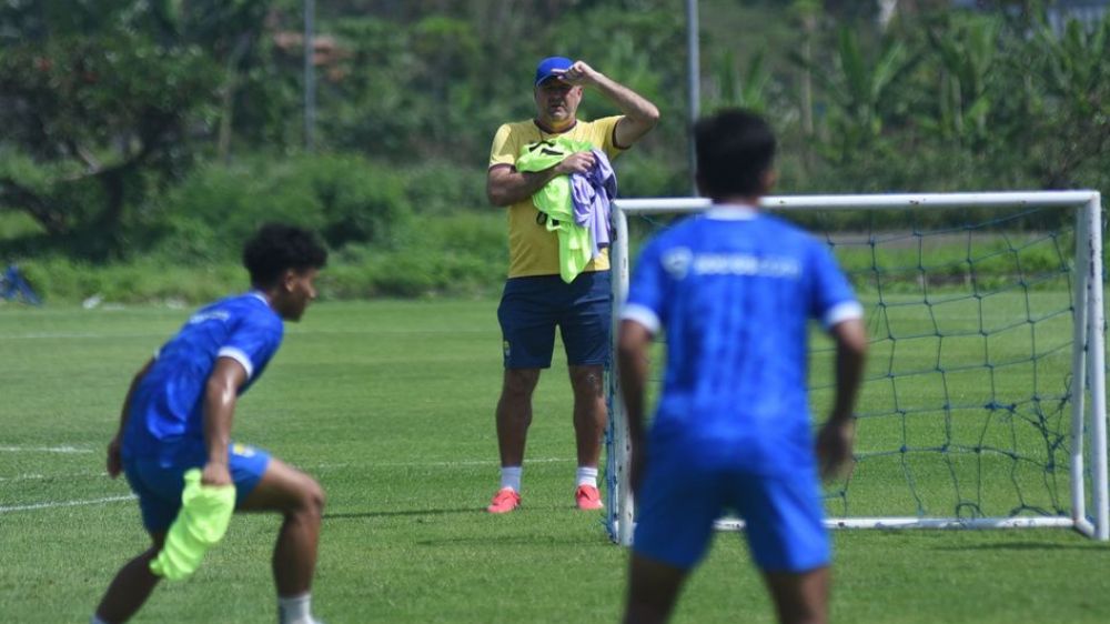 Dewa United Tersandung Klub Liga 3, Bojan Hodak Tegaskan Persib Bandung Tak Boleh Lengah