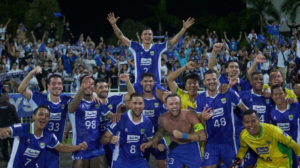 Persib Bandung Masih Punya 2 Laga Tunda, Bisa Salip Persija di Puncak Super League