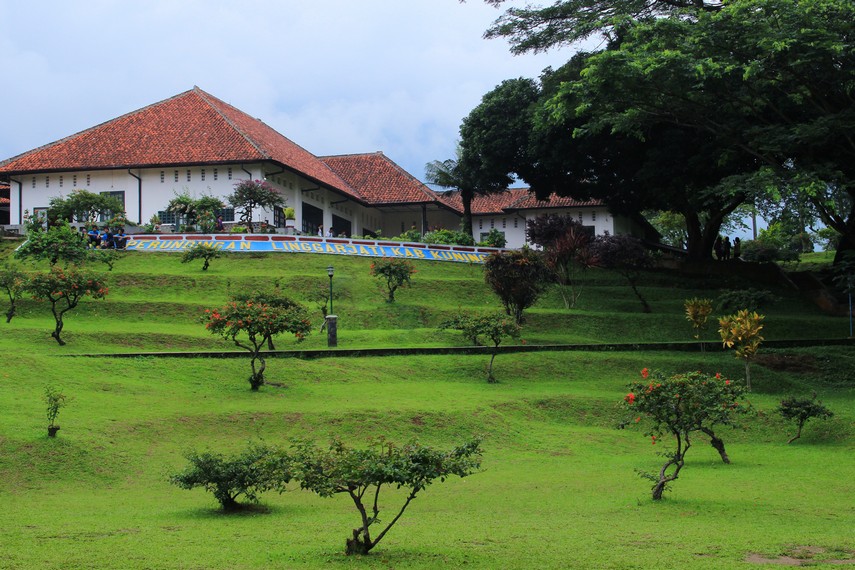 Wisata Linggarjati: Destinasi Wisata Legendaris Di Kuningan, Cocok Untuk Liburan Keluarga dan Wisata Edukasi