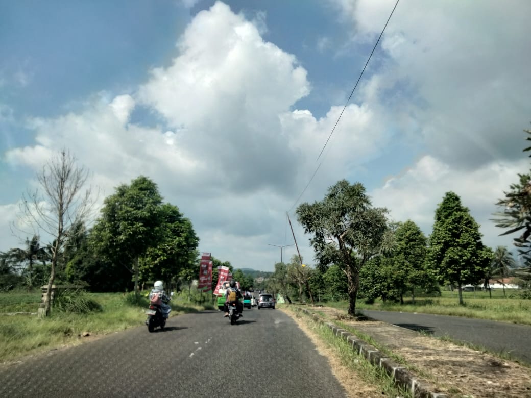 NON TOL Jalintim Masih Lengang, Jalan Nasional Ramai Lancar
