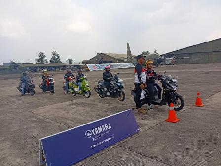 Yamaha Jabar Gelar Edukasi Safety Riding yang Seru dan Interaktif untuk Pengendara
