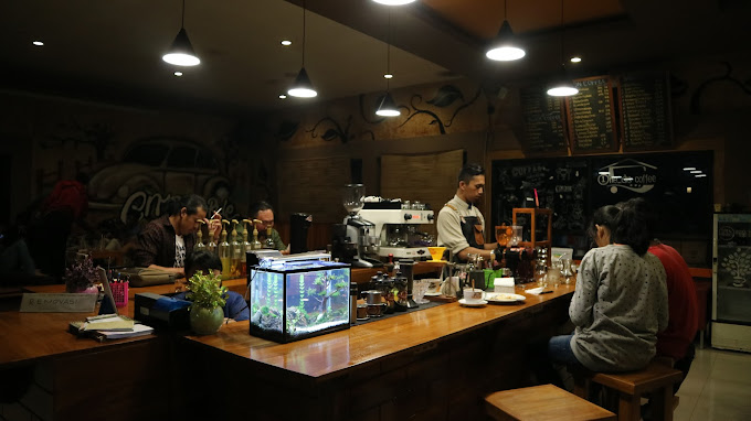 Rekomendasi Kafe Unik yang Wajib Dikunjungi di Kuningan Jawa Barat
