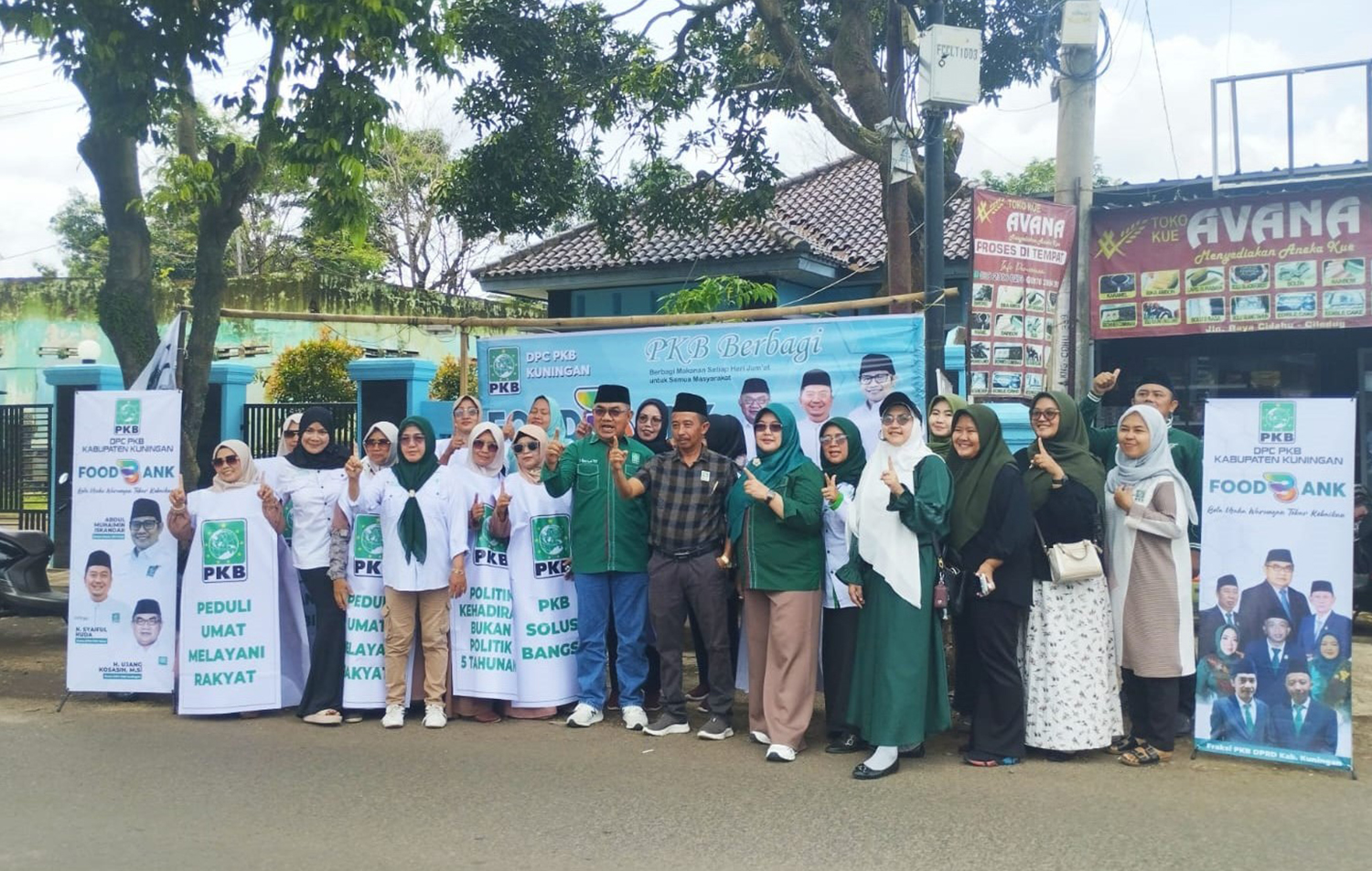 PKB Kuningan Kembali Gelar Food Bank PUMR, Hadir Setiap Hari Jumat