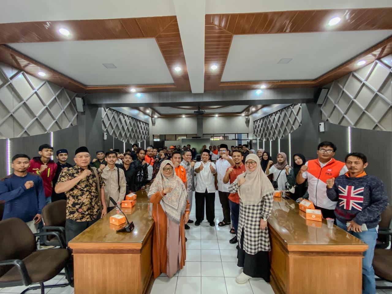 Ketika Gen Z Diajak Dialog di Gedung DPRD Kuningan, Ini yang Terjadi