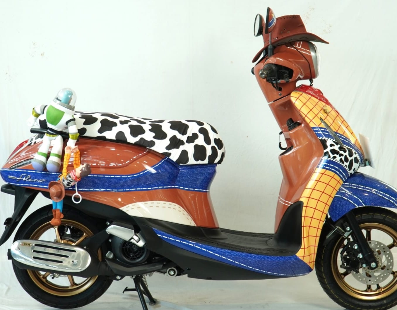 Yamaha Fazzio dan Grand Filano Makin Stylish dengan Gaya Astronaut dan Cowboy
