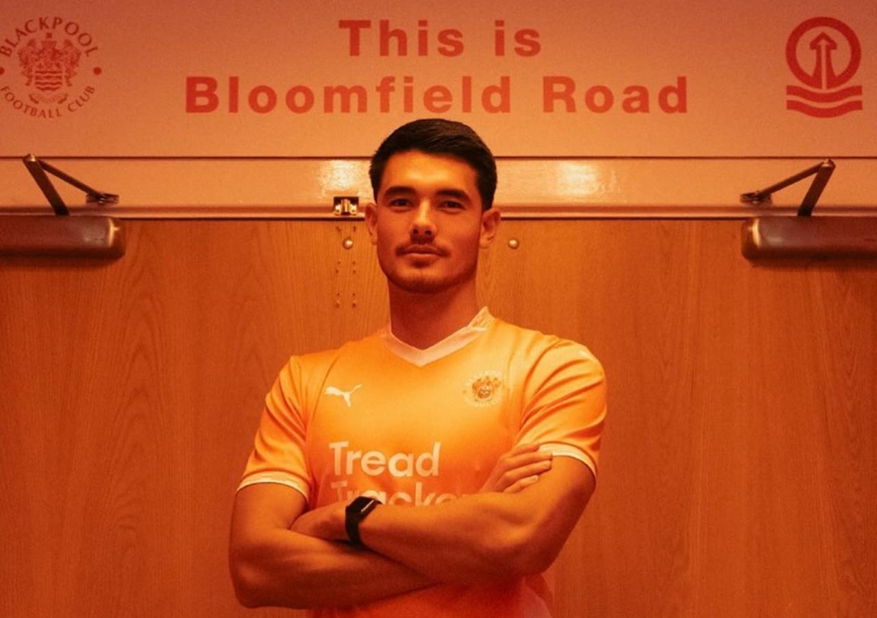 Elkan Baggott Resmi ke Klub Liga Inggris Blackpool Kans Balik ke Timnas untuk Kualifikasi Piala Dunia 2026?