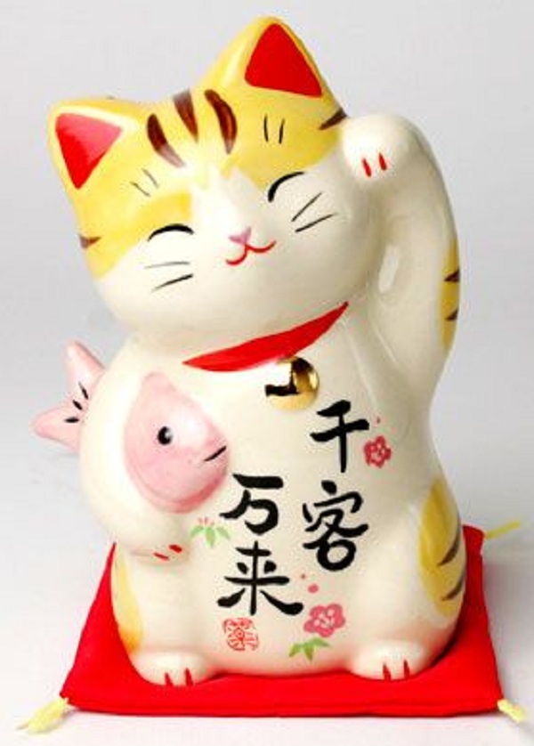 Mengenal Simbol Pada Patung Kucing Maneki Neko Benarkah Sebagai Simbol Keberuntungan dan Pembawa Rezeki?