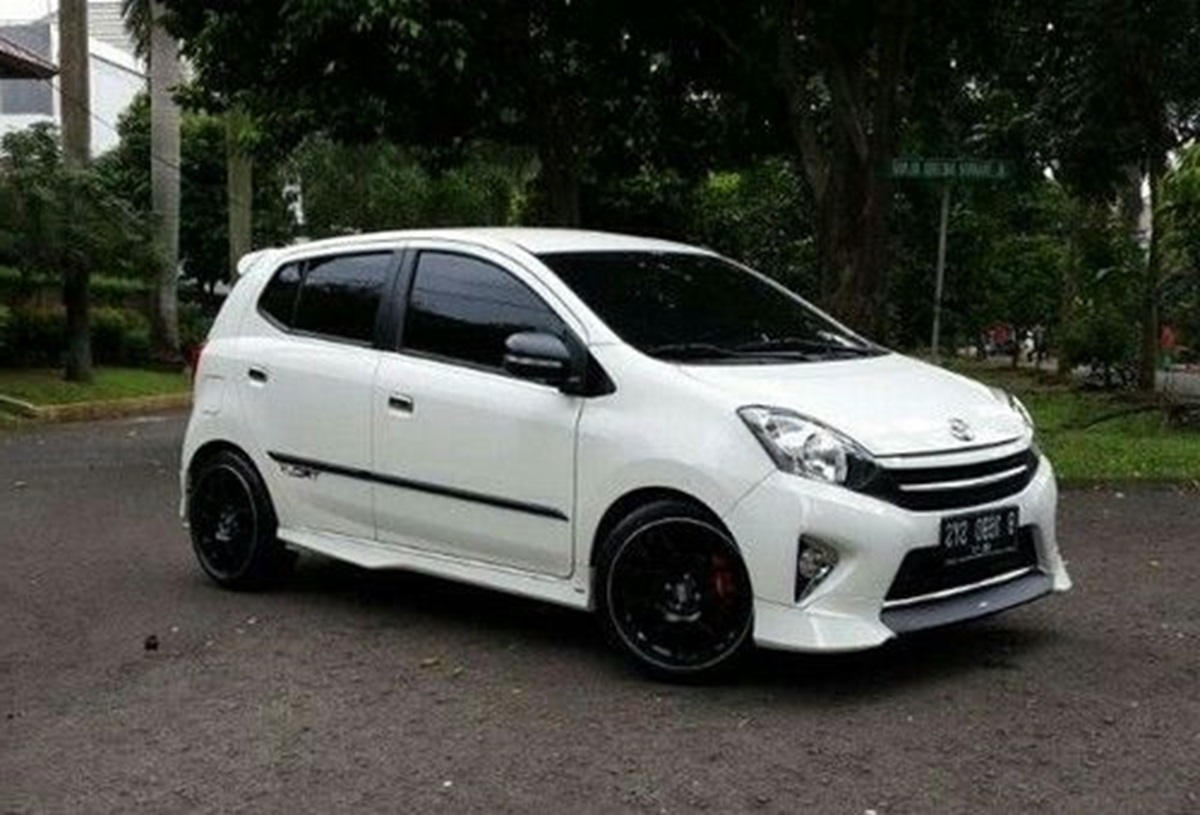 Rekomendasi Mobil LCGC Bekas Murah Terbaik 2024, Cuman 60 Jutaan Aja