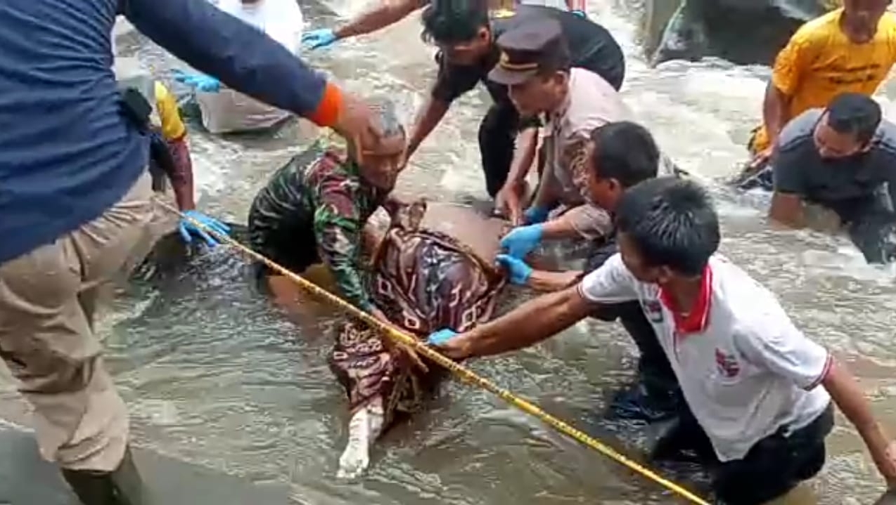 INNALILLAHI... Hilang Dua Hari, Nenek Rusiti Ditemukan Tewas di Sungai Cisanggarung
