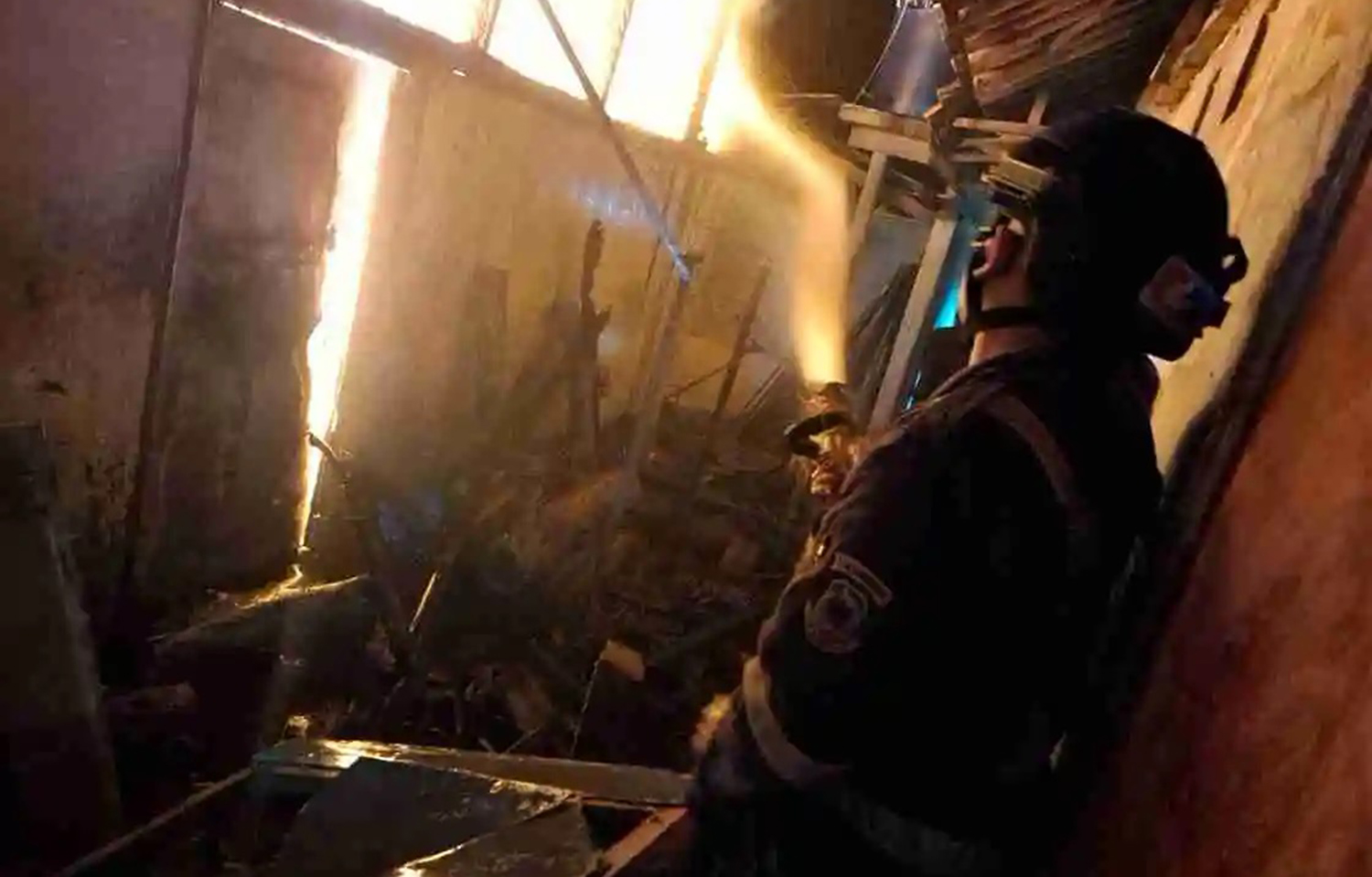 Rumah Warga Desa Karangkamulyan Terbakar Minggu Dini Hari, Kerugian Ratusan Juta Rupiah