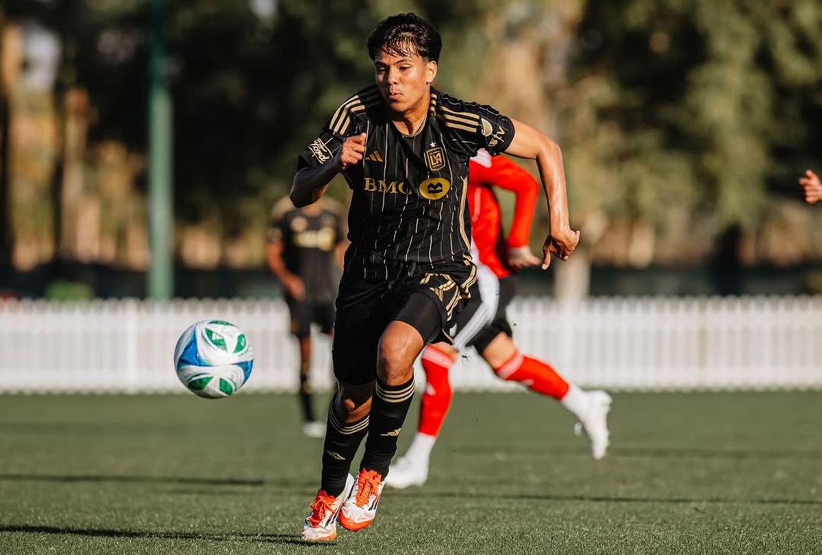 Adrian Wibowo Tinggal Urus KTP, Siap Resmi Jadi WNI dan Perkuat Timnas Indonesia