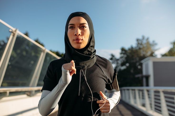 5 Tips Memilih Hijab yang Nyaman untuk Olahraga Outdoor, Simak Penjelasannya