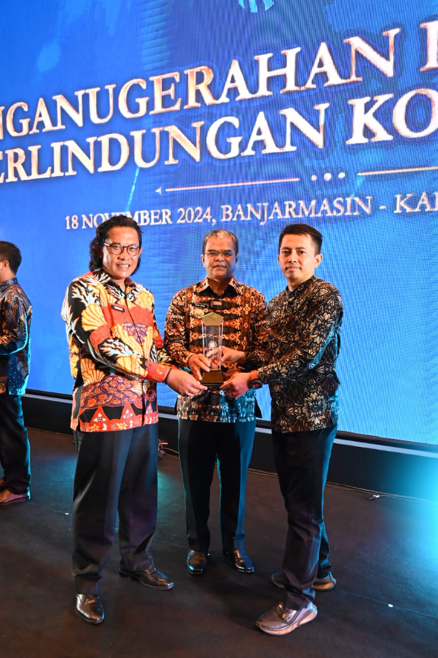 Bikin Bangga, Diskopdagperin Kuningan Raih Penghargaan Daerah Tertib Ukur dan Pasar Tertib Ukur 2023