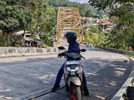 Tak Tertandingi! Yamaha GEAR ULTIMA Sukses Taklukkan Deretan Tanjakan Viral Dengan Easy