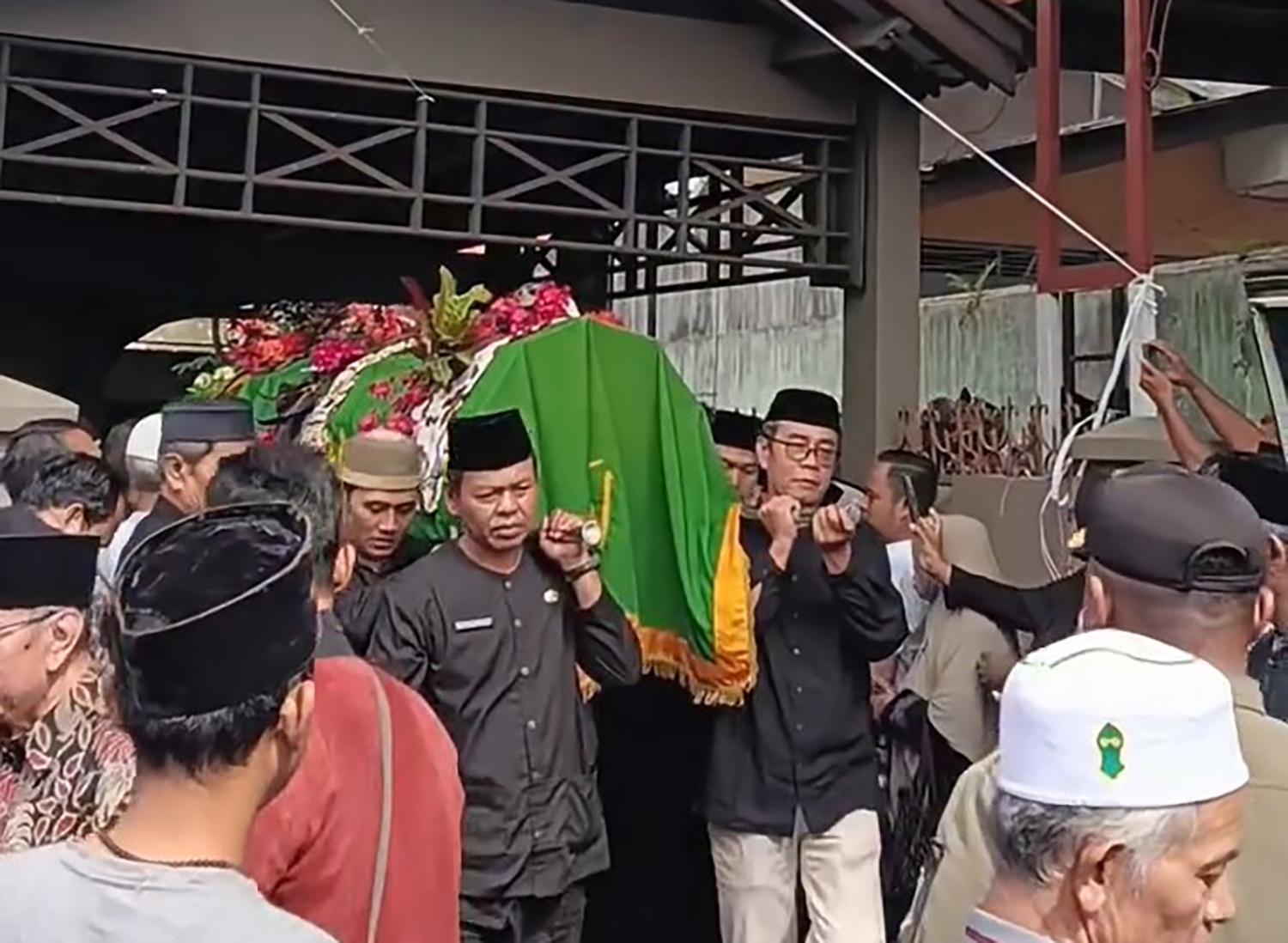 Ayah Bupati Kuningan Meninggal Dunia, Berikut Ini Lokasi Pemakaman 