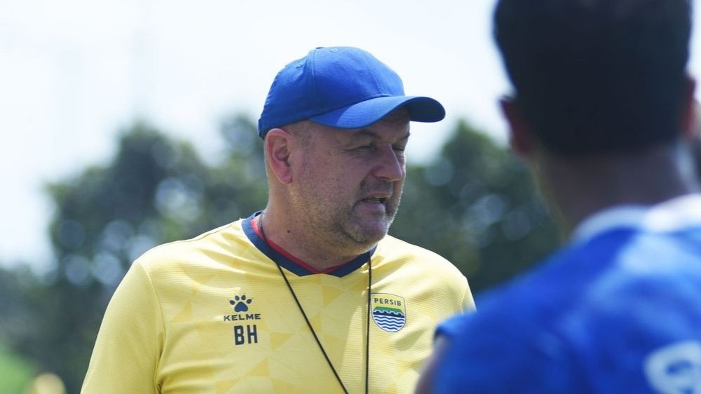 Manajemen Persib Bandung Jawab Kegalauan Bobotoh soal Perpanjangan Kontrak Bojan Hodak